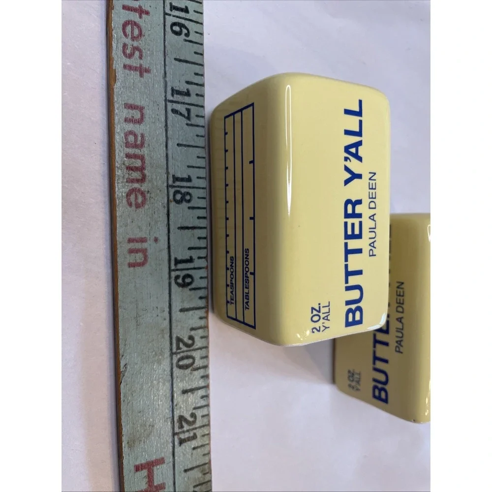 Salt & Pepper Shakers | Butter Y'All Paula Deen | 2 oz.‎ Graduated Yellow Blue